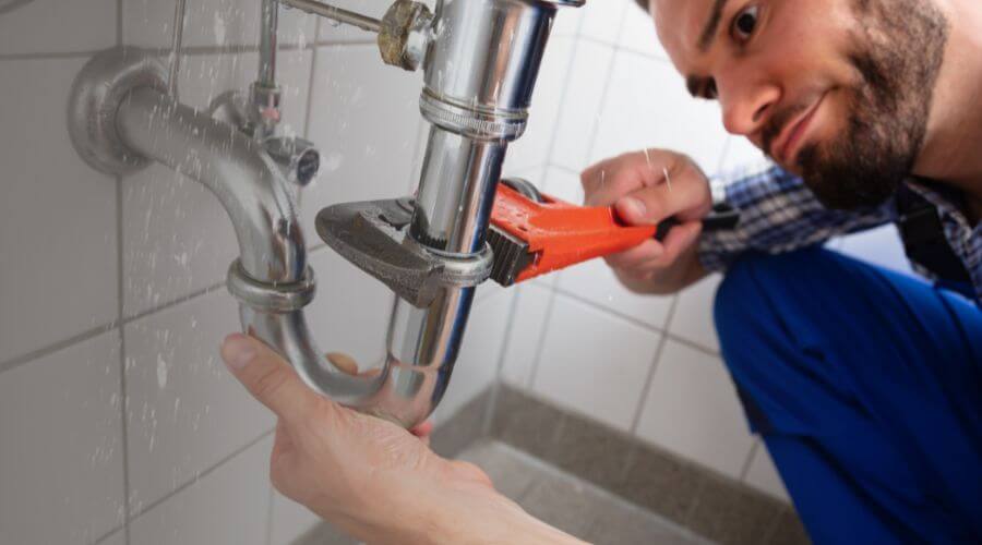 Professional same day plumber services in Oak City, NC